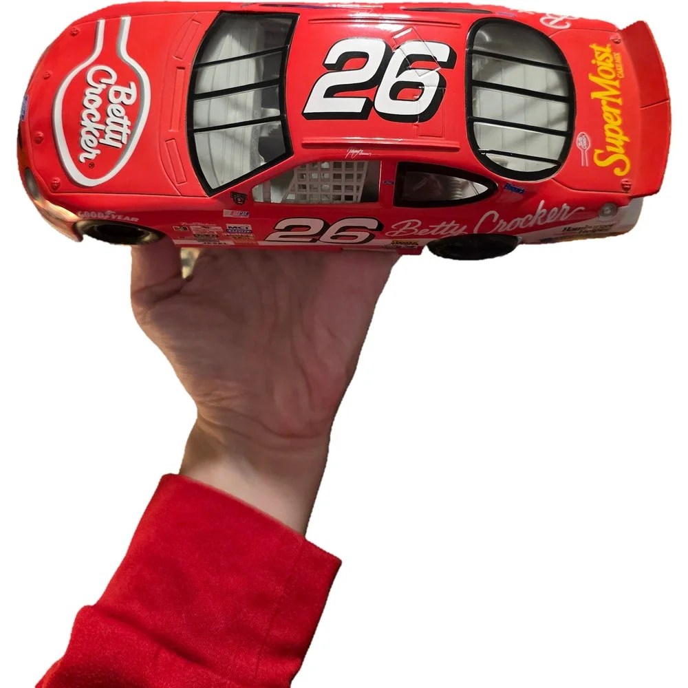 Johnny Benson #26 Betty Crocker Ford Taurus 1:24 Diecast Loose Nascar Hot Wheels